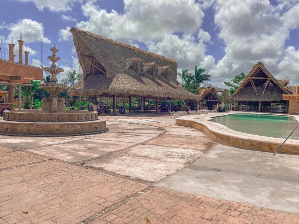 Hotel Hacienda Ixtlan Cozumel Esterno foto